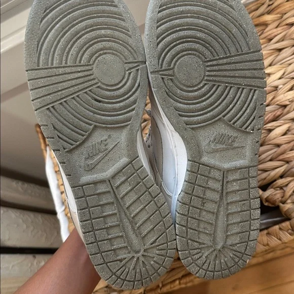 Nike  Beige and White Sneakers - Picture 2 of 3